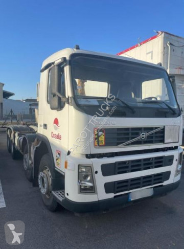 Camion Volvo FM12