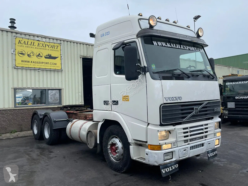 جرار Volvo 12420 Heavy Duty Tractor 420HP 6x4...