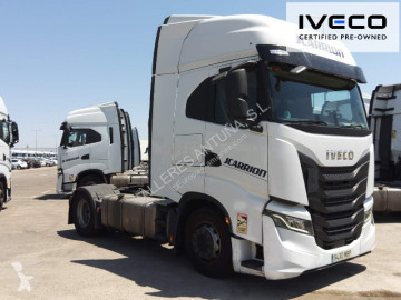 Влекач опасни товари / adr Iveco