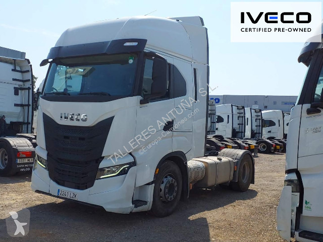 جرار Iveco Stralis AS440S49T/P