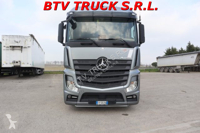 Tracteur Mercedes ACTROS