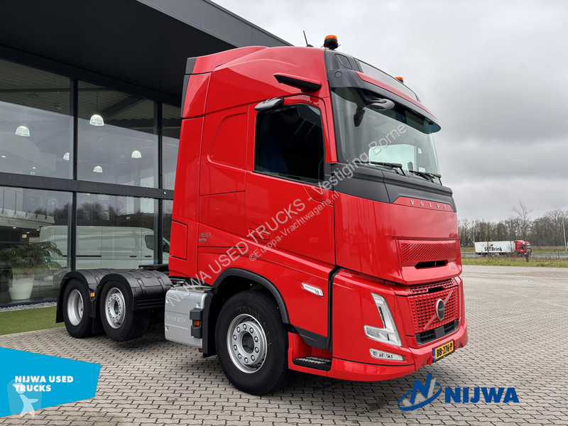 جرار Volvo 460 Aero 6x2/4 I-Park + I-Save