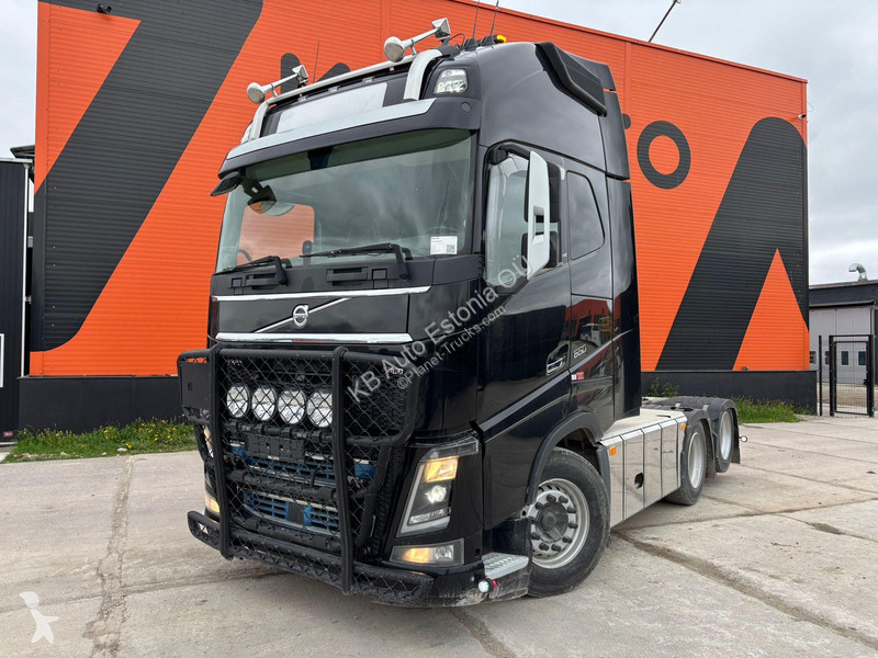 Cabeza tractora Volvo 650 6x2 GCW 70 ton /...