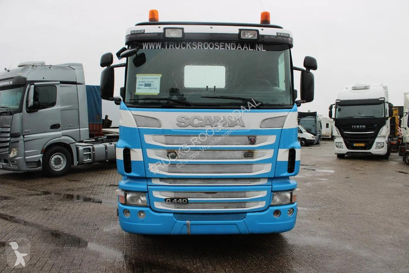 جرار Scania 440 + EURO 5 + pto +RETARDER+ manual