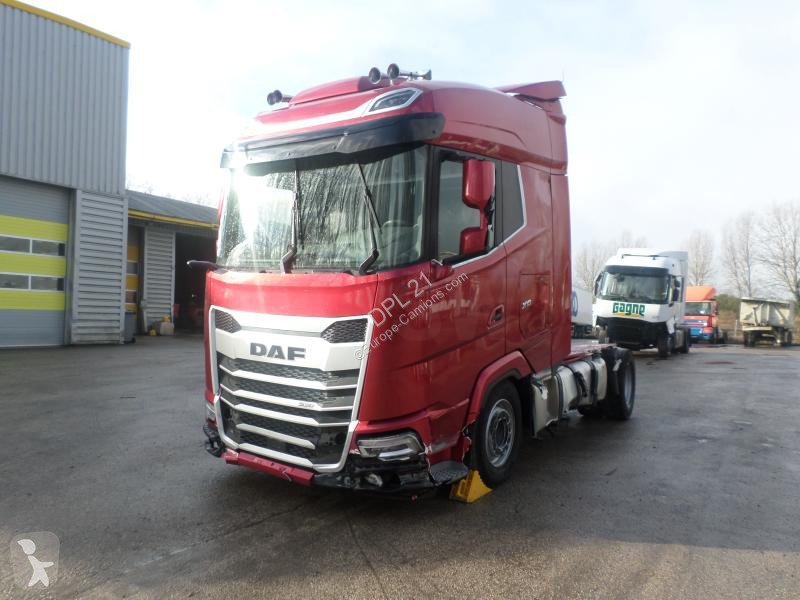 جرار DAF 530FT