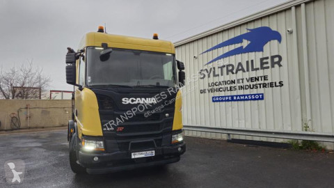 جرار موكب استثنائي Scania