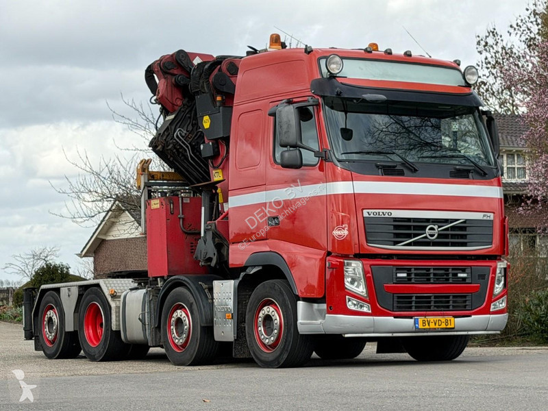 Traktor Volvo FH 8x2 CRANE PALFINGER...