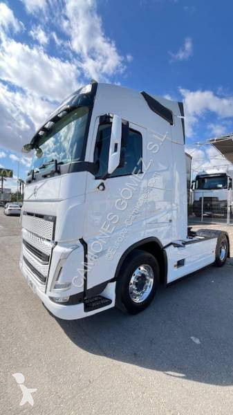 Cabeza tractora Volvo