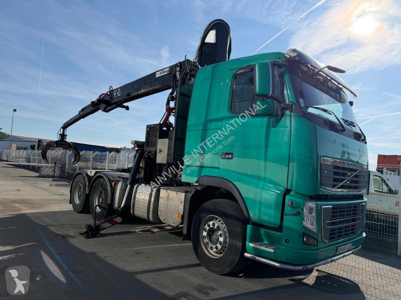 جرار Volvo
