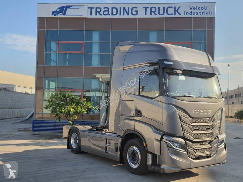 جرار Iveco