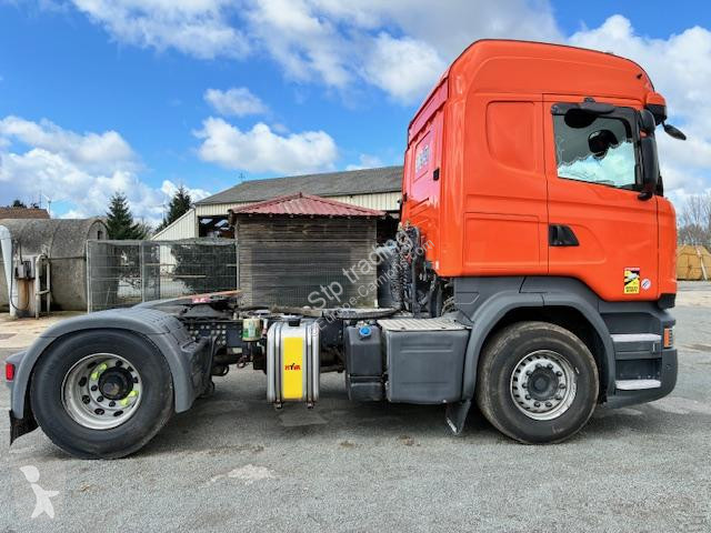 جرار Scania 490