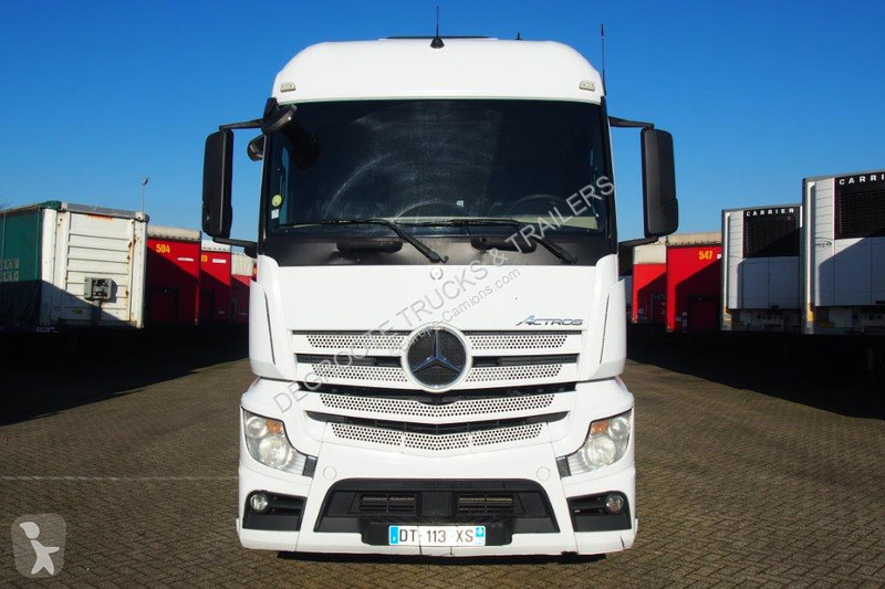 Tracteur Mercedes 1845