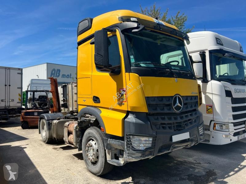 جرار Mercedes