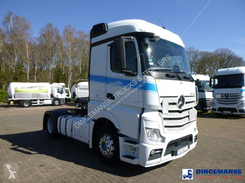 جرار Mercedes 1843 4x2 Euro 6 + ADR