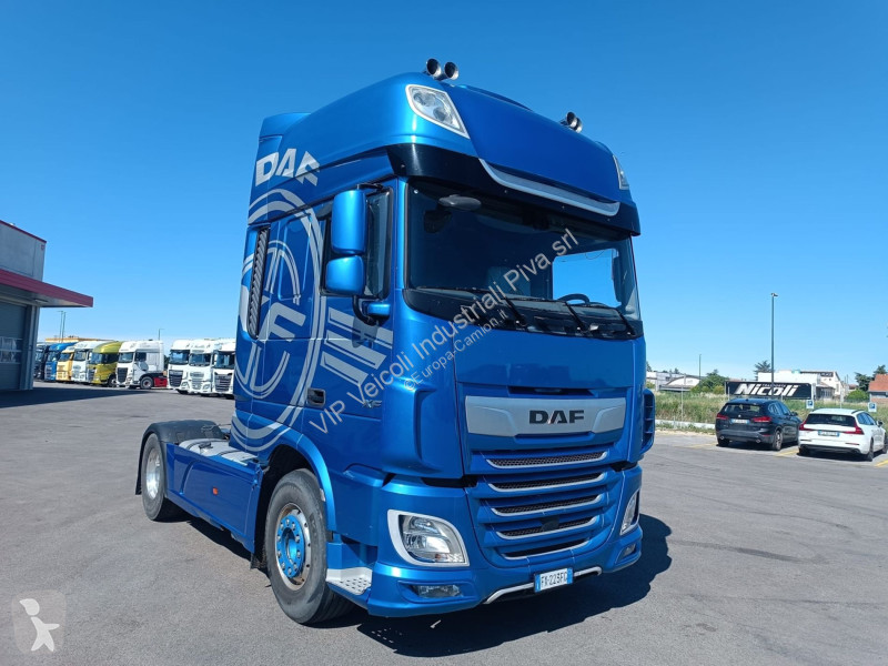 جرار DAF XF 530 FT