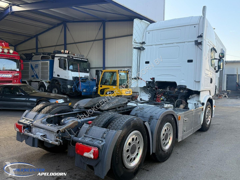 جرار Scania 560 6x2, etarder