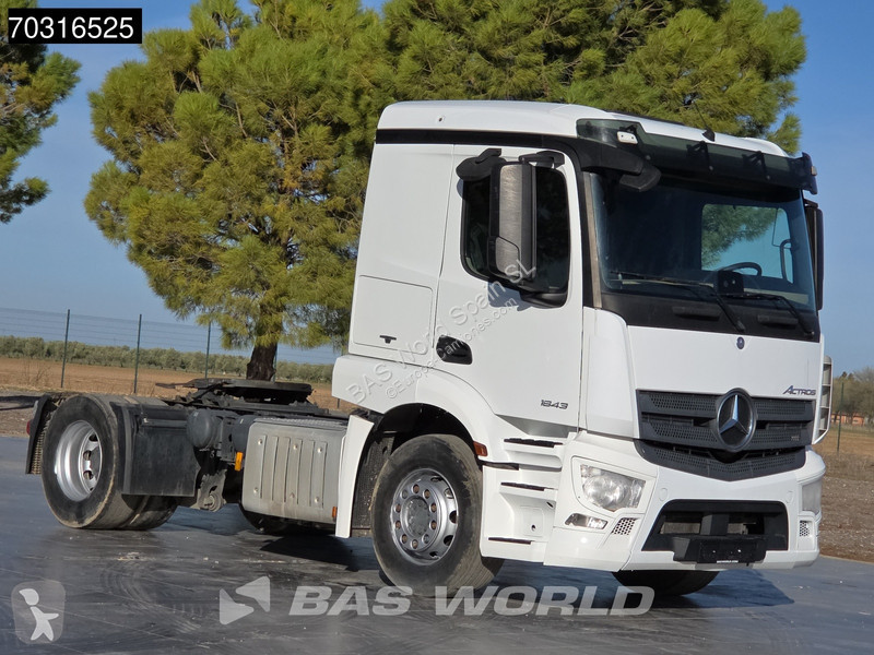 جرار Mercedes 1843 4X2 ClassicSpace Retarder