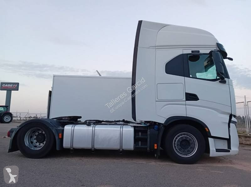 جرار Iveco