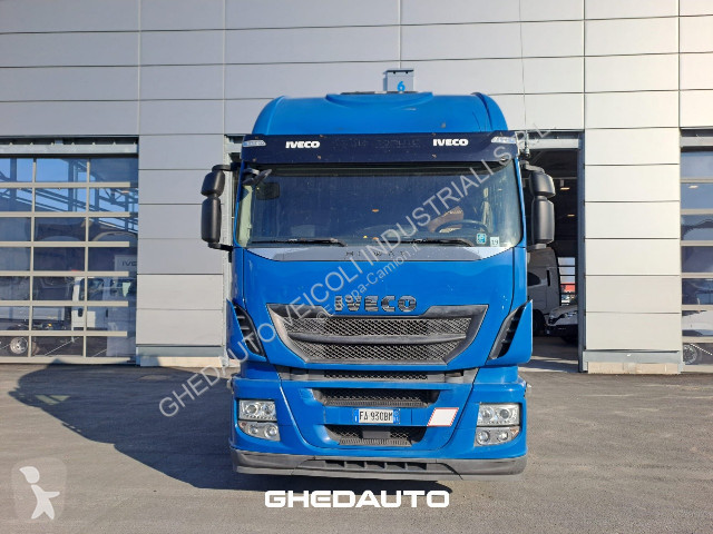 Tahač Iveco TRATTORE STRADALE IVECO STRALIS 460