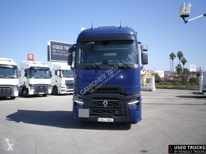 جرار Renault