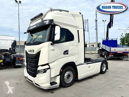 جرار Iveco