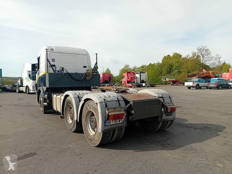 جرار Scania 144 530
