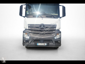 جرار Mercedes