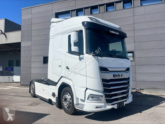 Traktor DAF X