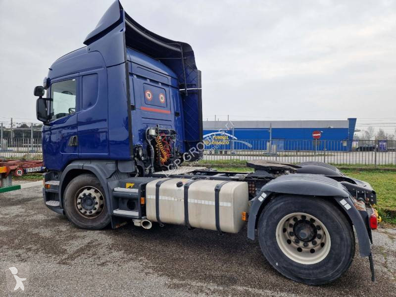 جرار Scania