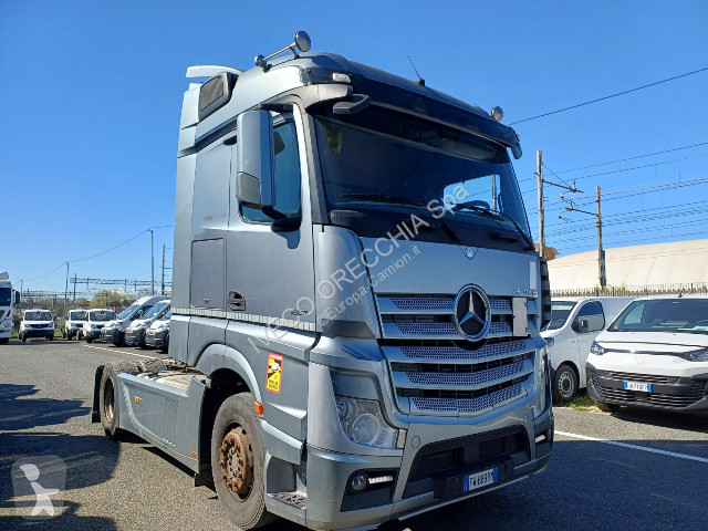 جرار Mercedes ACTROS