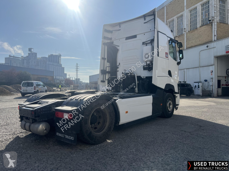 جرار Renault