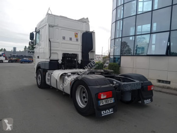 Cabeza tractora DAF