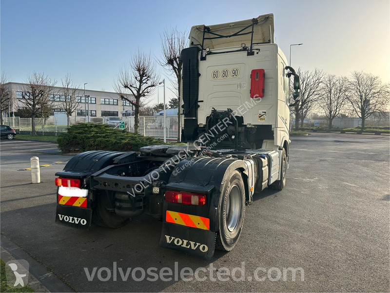 Cap tractor Volvo 500 - Sleeper