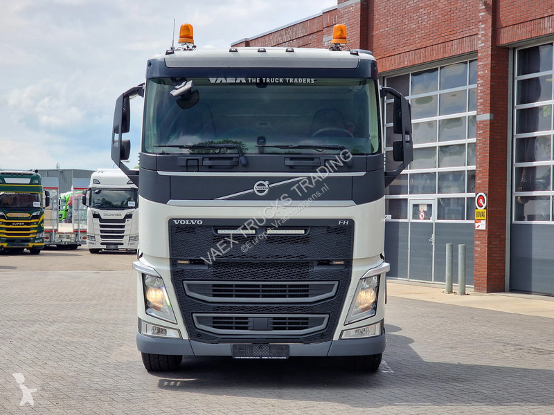 جرار Volvo 13500 6x2/4 Low roof - MA chassis -...