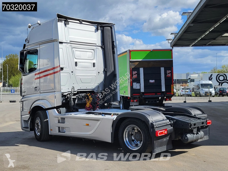 Tracteur Mercedes 1963 4X2 GigaSpace Retarder...