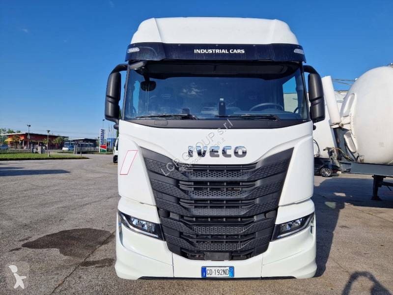 جرار Iveco