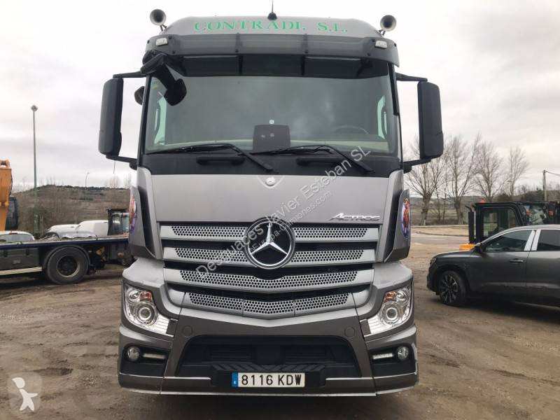 جرار Mercedes