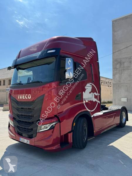 Traktor Iveco