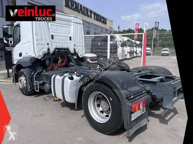 Traktor Mercedes