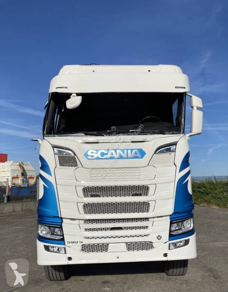 جرار Scania