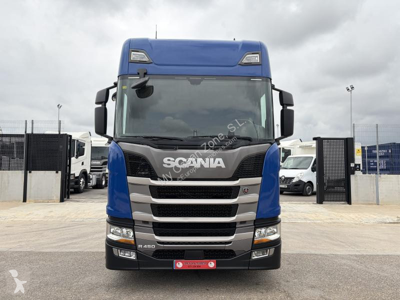 جرار Scania