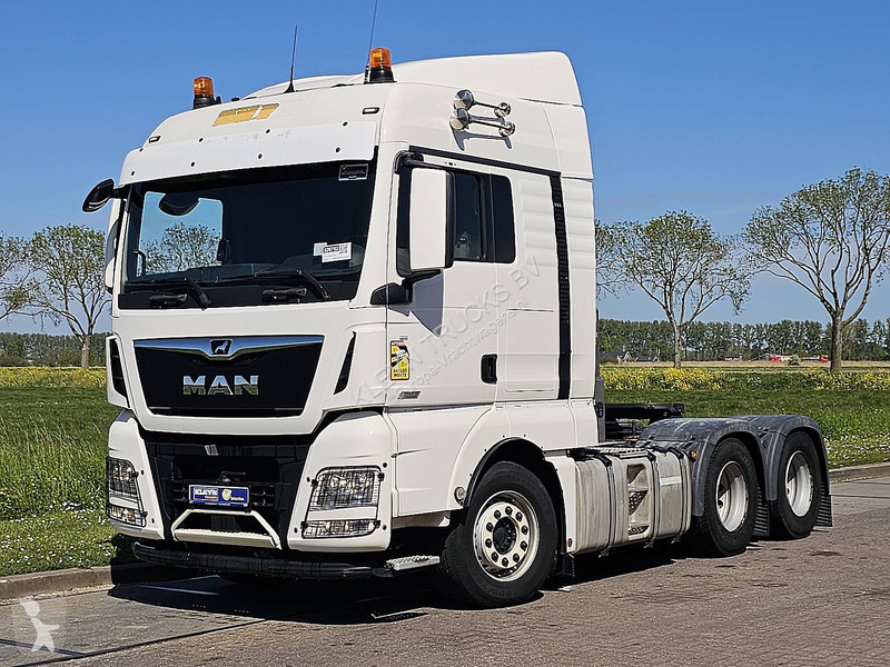 جرار MAN 33.580  D38 6X4 INT. 120 TON
