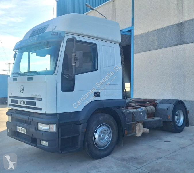 جرار Iveco CURSOR 440