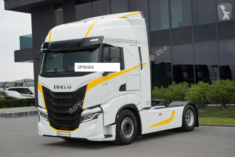 Влекач Iveco / 510