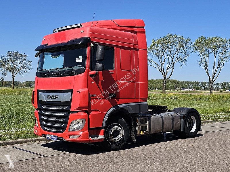 Тягач DAF XF