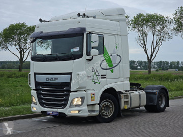 جرار DAF XF460