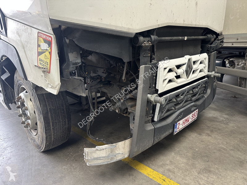 جرار Renault T 430