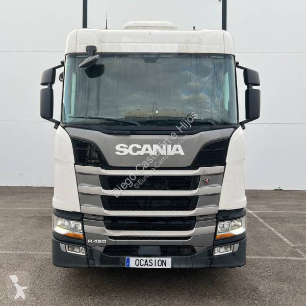 Cap tractor Scania