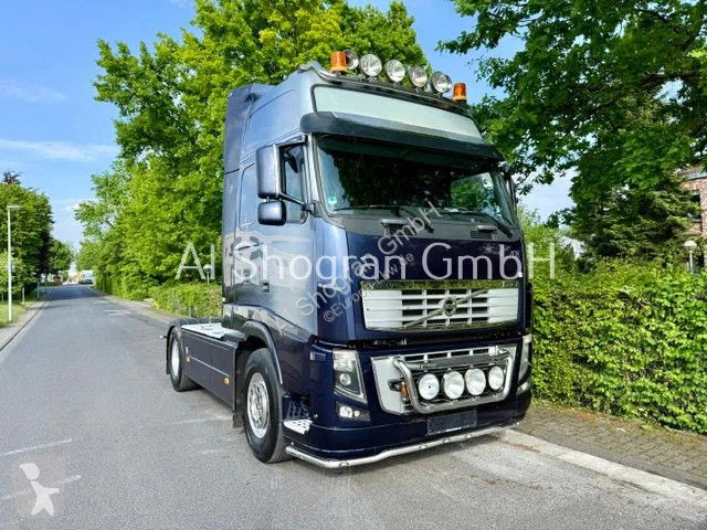 جرار Volvo 16700 Globetrotter...