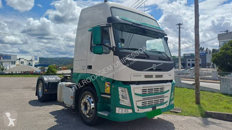 جرار Volvo